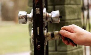 Chicago Neighborhood Locksmith Chicago, IL 312-809-3981 - 10a-Rekey