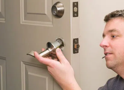 Chicago Neighborhood Locksmith Chicago, IL 312-809-3981 - 16a-24-Hour-Locksmith